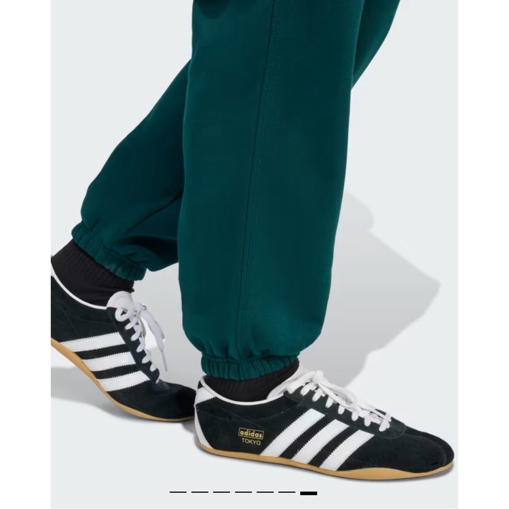 🏃‍♀️🏃‍♀️ NWT Adidas Essentials Fleece Loose Joggers in Aurora Ivy – Size Medium - Picture 6 of 11